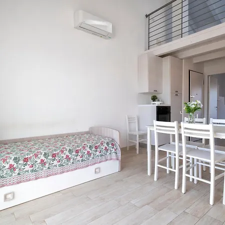 First Of Loft Apartman Isola Rossa